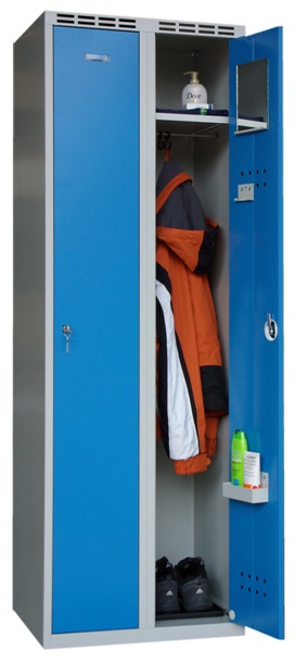 Standard double locker with accessories