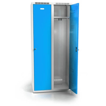 Locker interior fittings