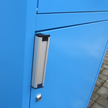 Computerschraenke mit griff