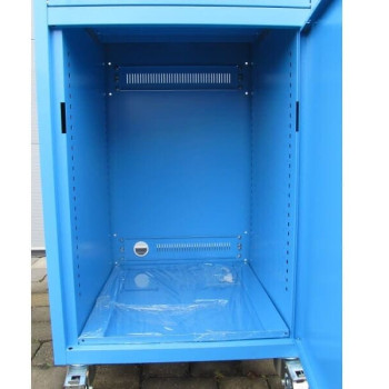 Computerschraenke werkstatt innenausstattung